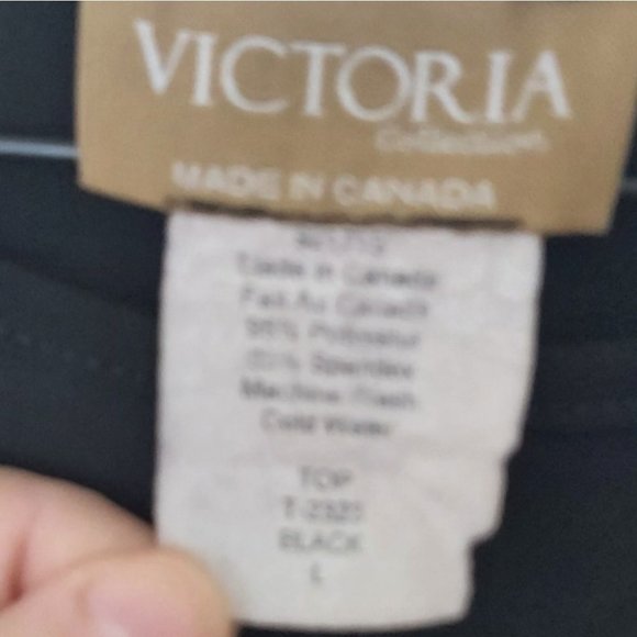 VICTORIA COLLECTION | Women's Ruffle Top Black Size Large - Picture 4 of 6